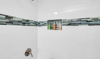 238 Forepeak Ave, Beachwood, NJ 08722