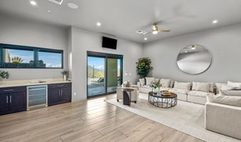 7450 E CONTINENTAL MOUNTAIN ESTATES Dr 6, Cave Creek, AZ 85331