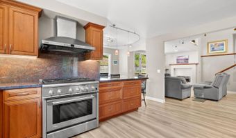 1880 Trout Gulch Rd, Aptos, CA 95003