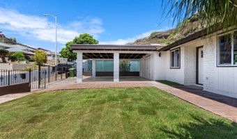4819 Likini St, Honolulu, HI 96818