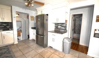 49 Parramatta Rd, Beverly, MA 01915
