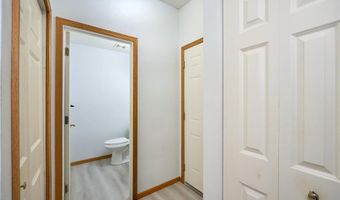 15316 Founders Ln 304, Apple Valley, MN 55124