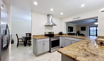 6517 SOLITAIRE PALM Way, Apollo Beach, FL 33572