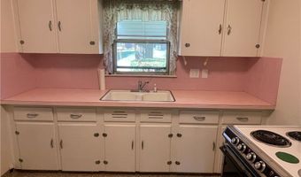 2009 6th St SW, Akron, OH 44314