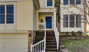 564 Woodlyn Xing, Ballwin, MO 63021