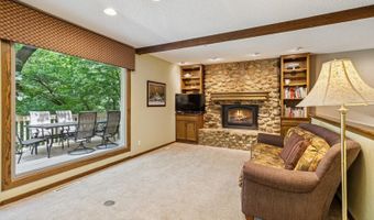 5007 Skycrest Dr, Ames, IA 50010