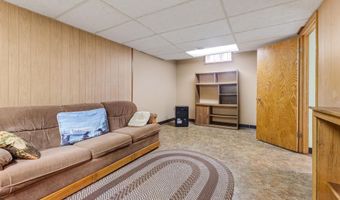 1402 6th St NW, Austin, MN 55912