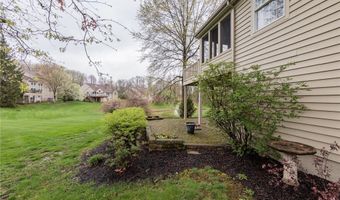 117 Royal Oak Dr, Aurora, OH 44202