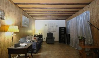 878 County Line Rd, Amityville, NY 11701