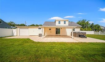 2716 Russell Rd, Ashtabula, OH 44004