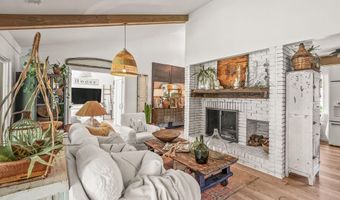22 Chesterfield Lake Dr, Beaufort, SC 29906