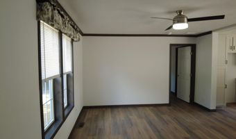 251 Briarwood Dr, Bedford, IN 47421