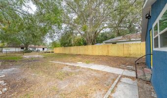 616 LIME St, Auburndale, FL 33823