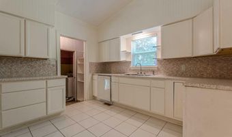 1323 Columbia Ave, Benton, AR 72015