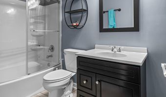 39247 Rangers Way, Antioch, IL 60002