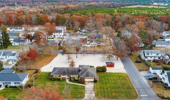 649 Spray Ave, Beachwood, NJ 08722