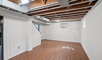 5621 HUNTINGTON Pkwy, Bethesda, MD 20814