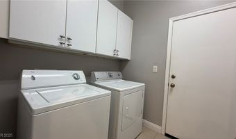 29 Brandermill Dr, Henderson, NV 89052