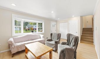 7810 KALORAMA Rd, Annandale, VA 22003