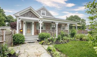 50 Cole St, Jamestown, RI 02835