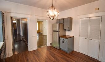 2425 Sanford Ave, Alton, IL 62002