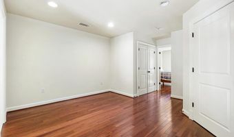 7106 EXETER Rd, Bethesda, MD 20814