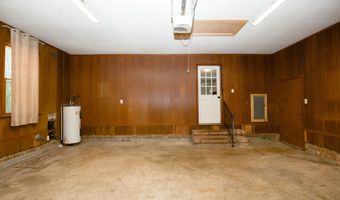 901 Glendale Dr, Aberdeen, NC 28315