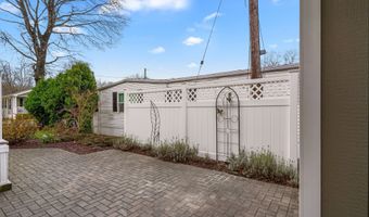 53 Greenlawn Dr, Danbury, CT 06810