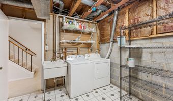 7801 BYRDS NEST Pass, Annandale, VA 22003