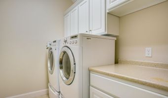 35 Metea Ln, Bedford, NH 03110