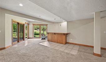 22165 171st St, Basehor, KS 66007