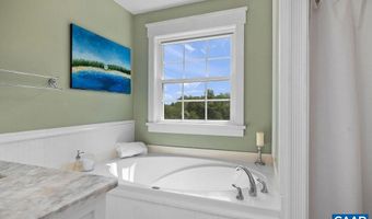 23 LOOKAWAY HILLS Dr, Afton, VA 22920