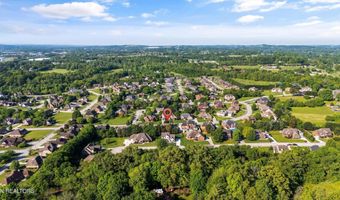 1614 Pinnacle Point Dr, Alcoa, TN 37701