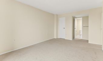 4500 S FOUR MILE RUN Dr 623, Arlington, VA 22204