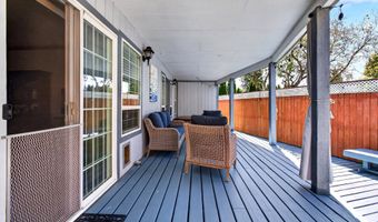 517 ROSICHELLI Dr, Brookings, OR 97415