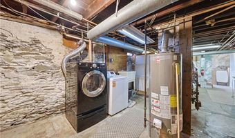 112 Clay St, Central Falls, RI 02863