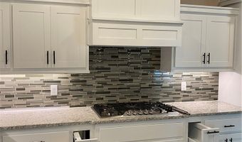 3607 SW Carter Rd, Bentonville, AR 72713