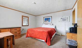 101 N Park Ave, Broadus, MT 59317