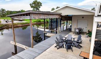 4044 Mindanao St, Bay St. Louis, MS 39520