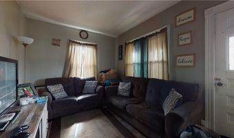 44 Division St, Lincoln, RI 02838