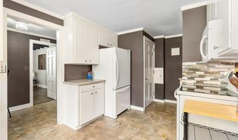 808 4th St SW, Austin, MN 55912