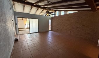 1901 W Briscoe Ave, Artesia, NM 88210