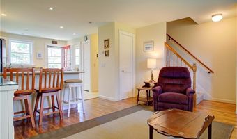 70 Carroll Ave 1113, Newport, RI 02840
