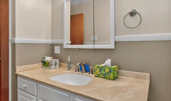 121 Ramsey Pl, Albany, NY 12209