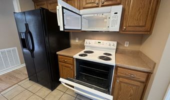 107 Acorn Ln, Batesville, MS 38606
