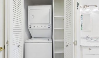 30 Forest Rd W, Bristol, RI 02809
