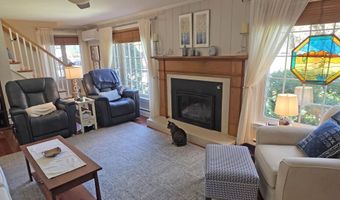 171 Green Mdw, Brattleboro, VT 05301
