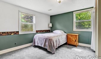 10574 88th Ave, Allendale, MI 49401