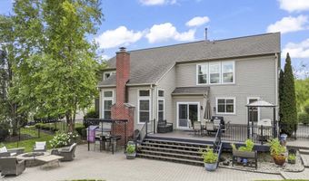531 Brookside Ave, Algonquin, IL 60102
