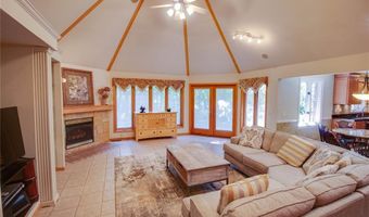 4432 Thatcher Rd, Alton, IL 62002